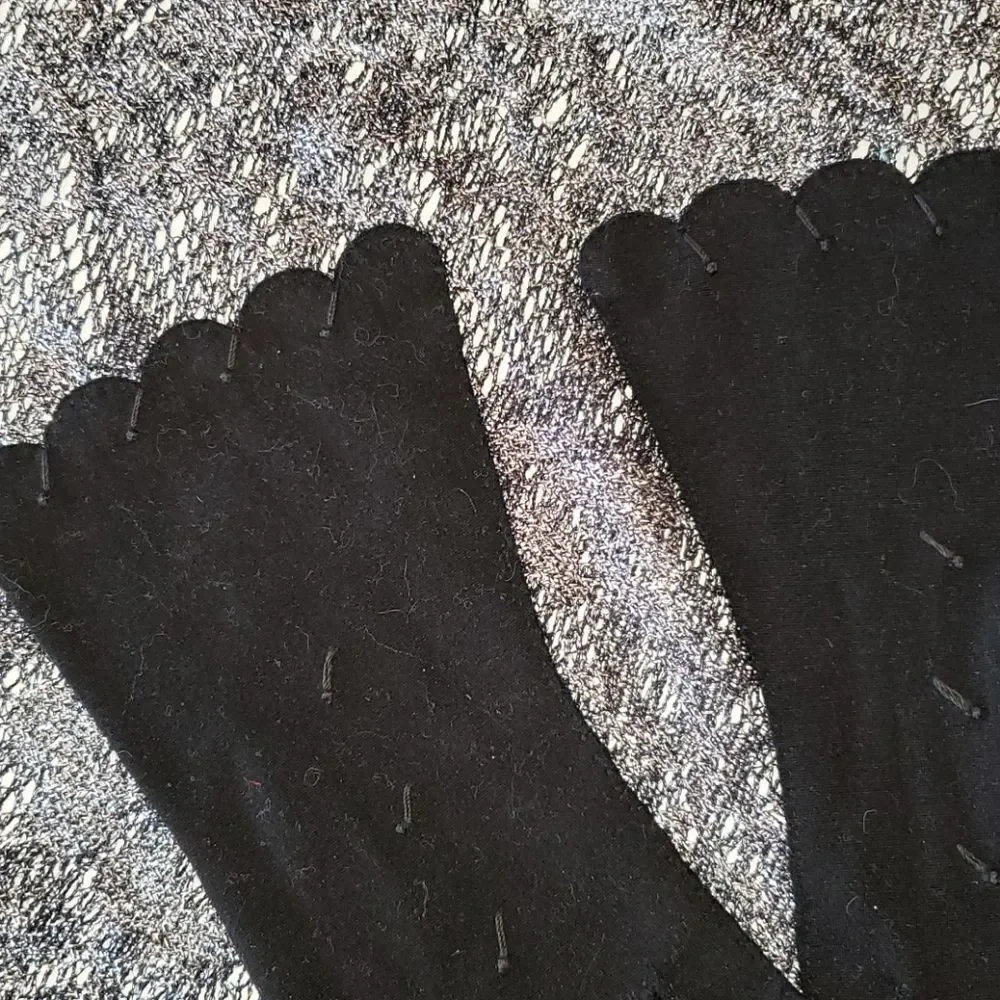 VNTG Black Soft Nylon Gloves
